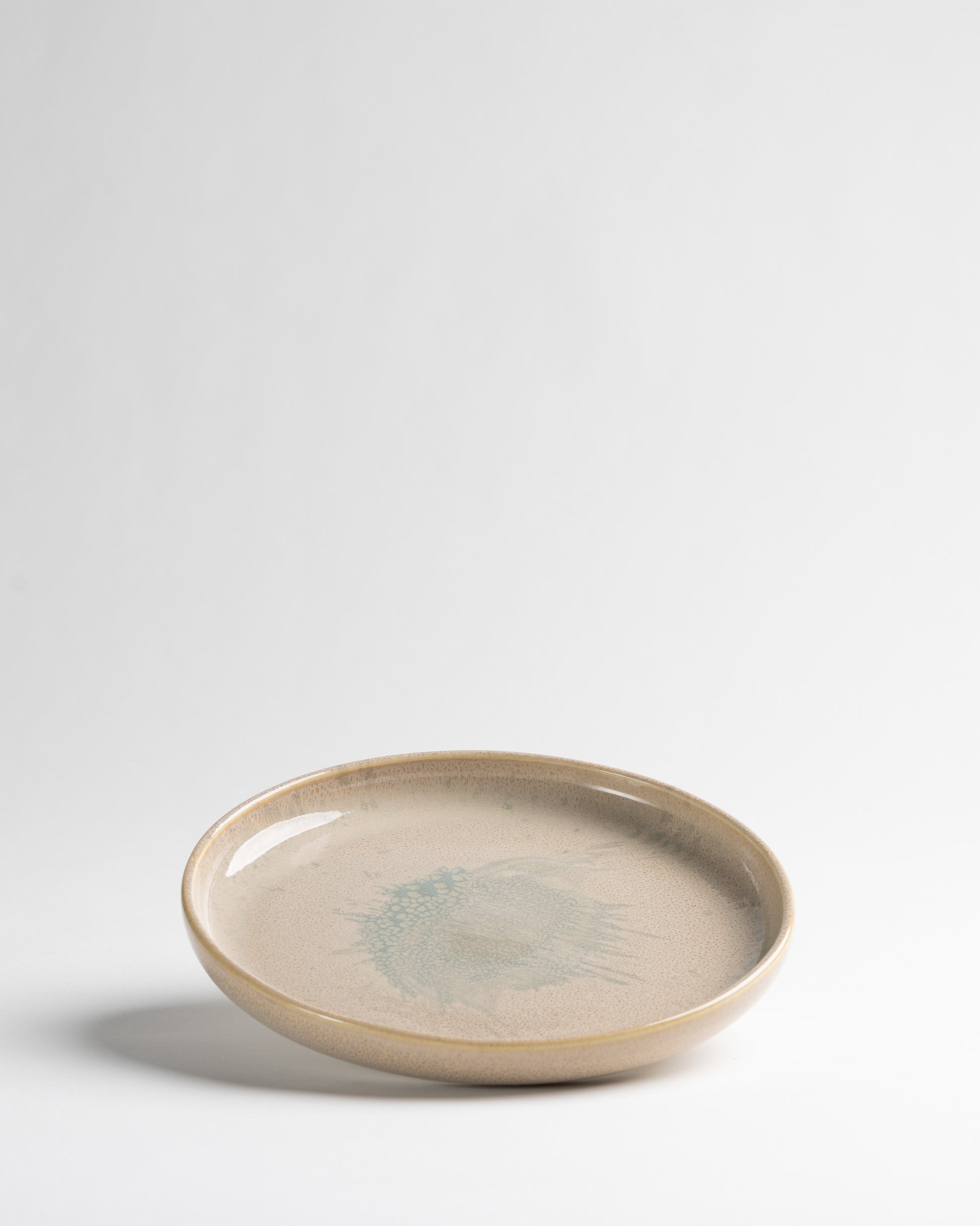 LIMETTE - JORD - FLACHER TELLER 27CM STONEWARE